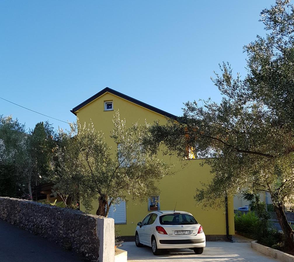 Apartmani Ljerka Malinska Buitenkant foto